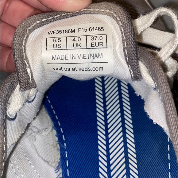 Shoes - Picture 3 of 3